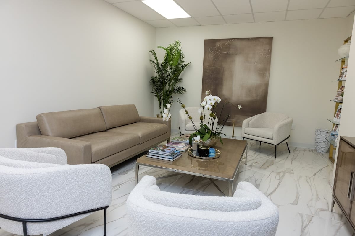 Refresh Clinic, photo 2