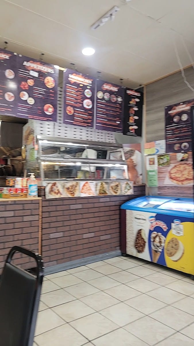 Nobhill Pizza & Shawarma, photo 3