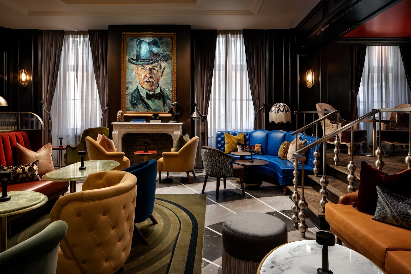LIBRARY BAR