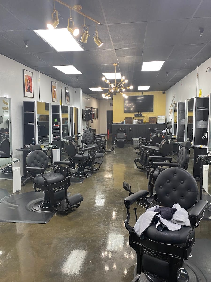 Experience The One Barber Lounge, photo 2