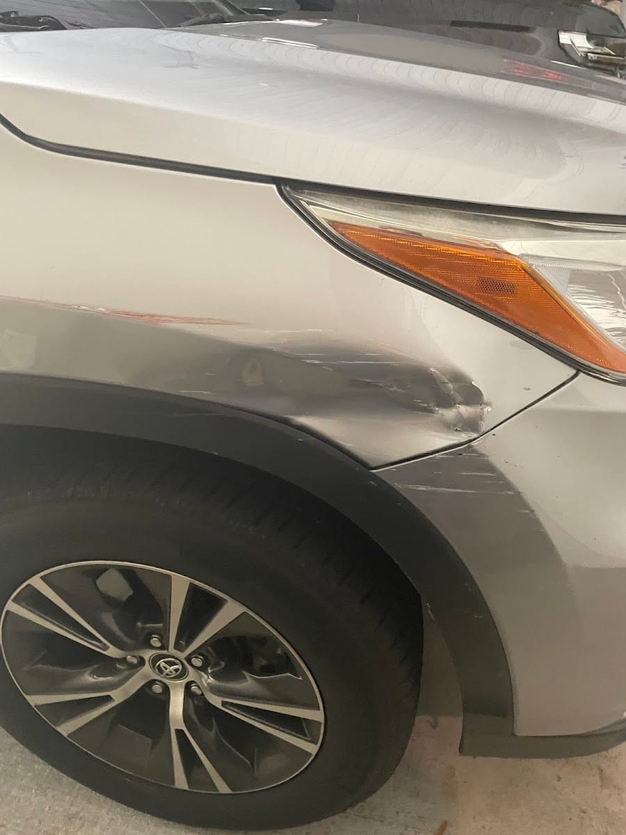 Caliber Collision, photo 2