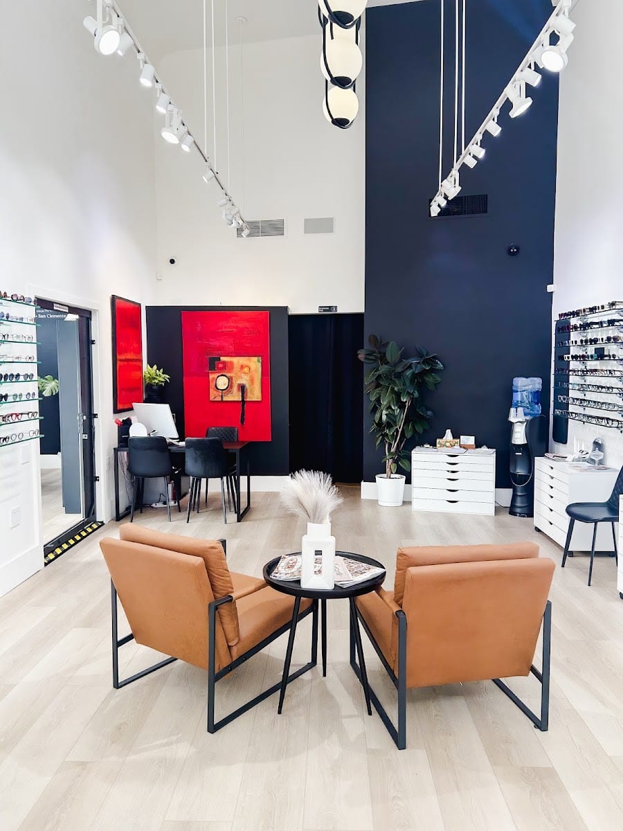 Alexander Daas Opticians – San Francisco Optics