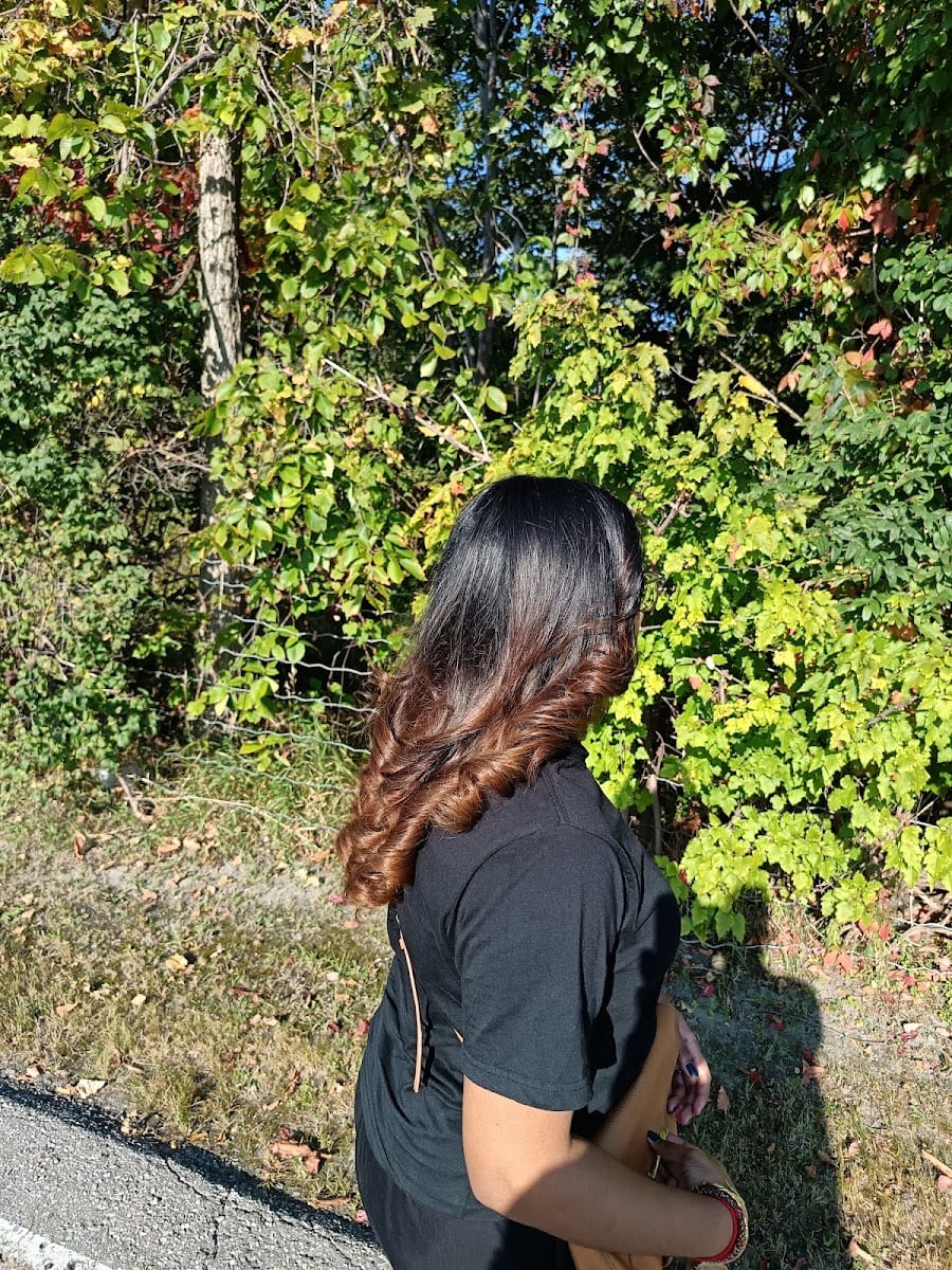 Salon Roberts Hair & Esthetics
