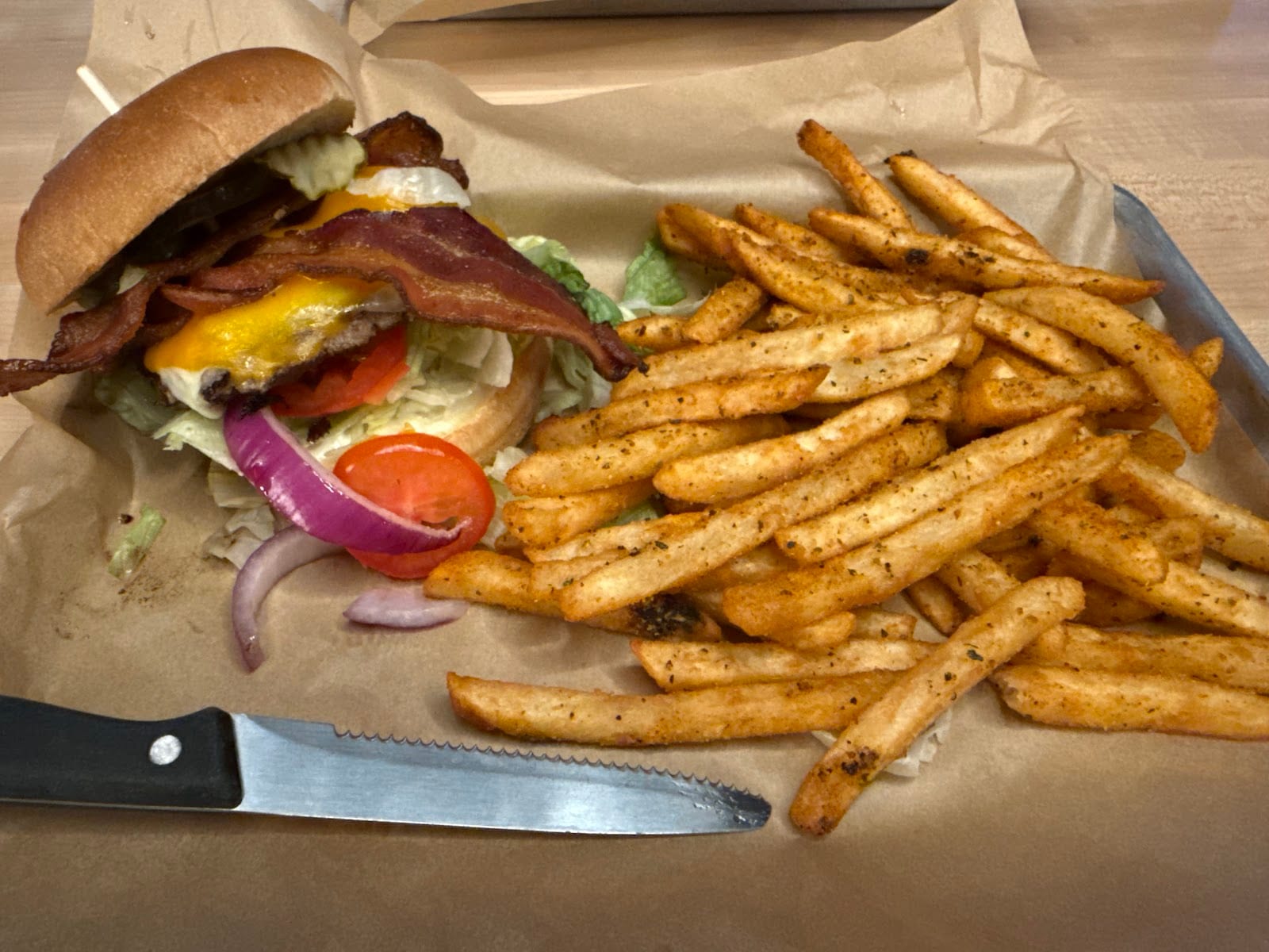 Boston's Pizza Restaurant & Sports Bar, photo 4