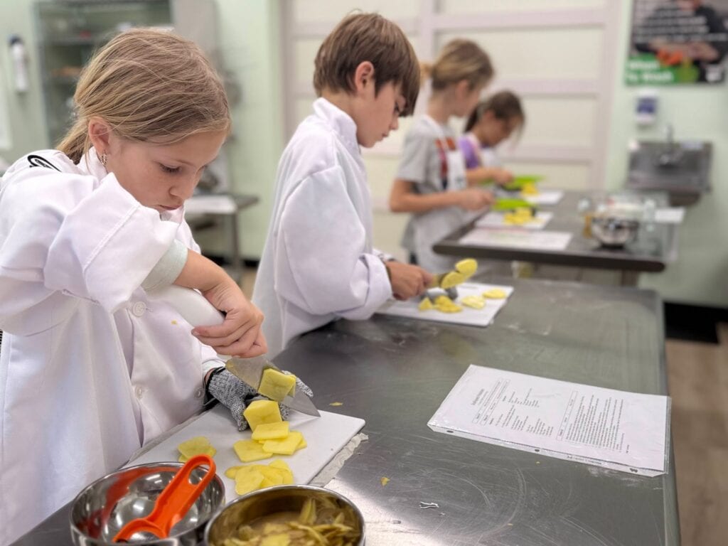 Young Chefs Academy - Sarasota, ,FL, photo 4