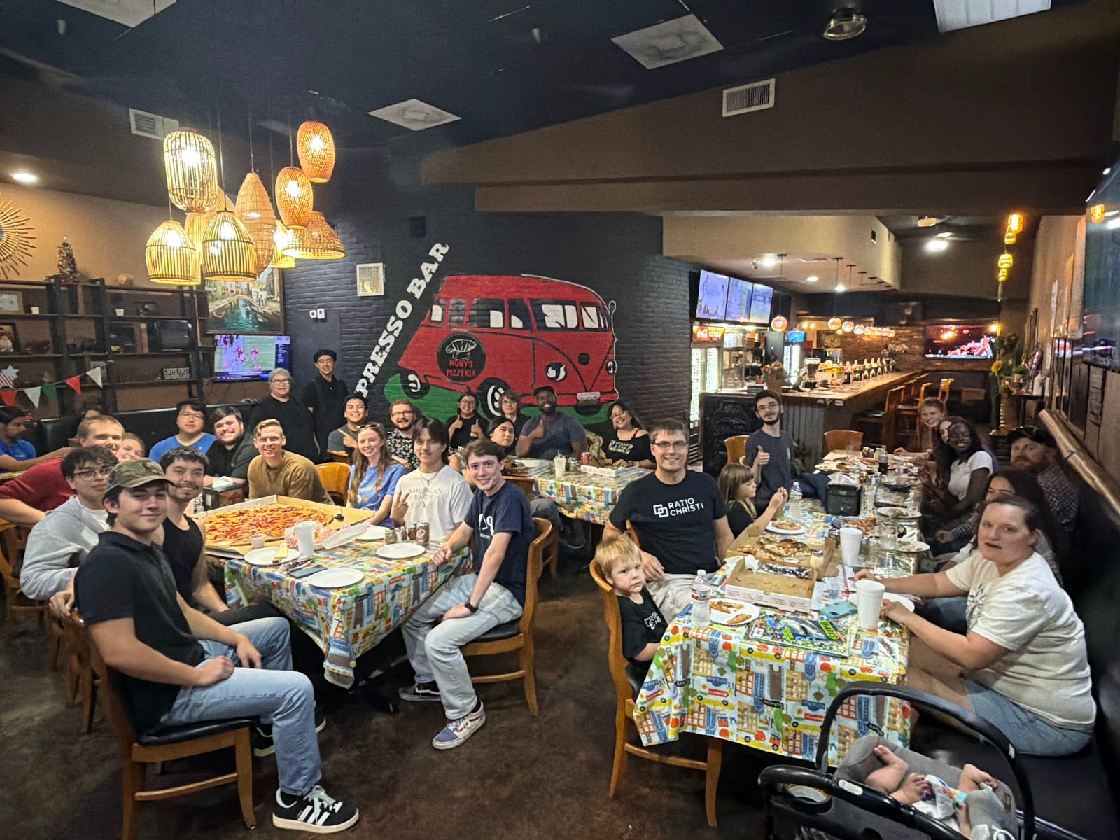 Mony's Pizzeria