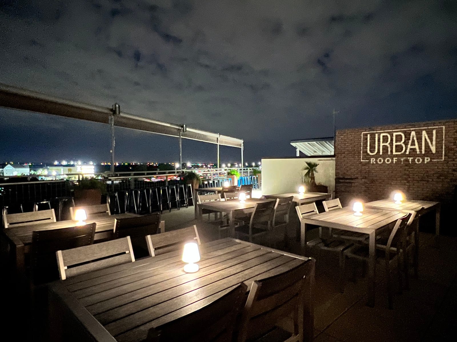 URBAN ROOFTOP, photo 2