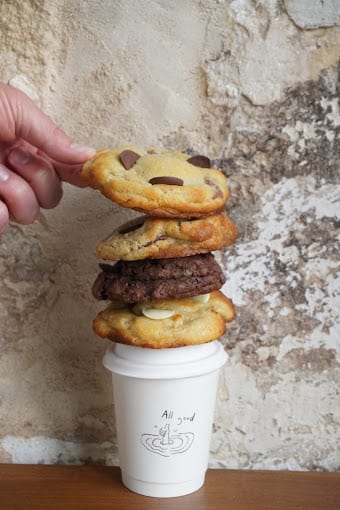 All Good + Sucré - Coffee shop and cookies
