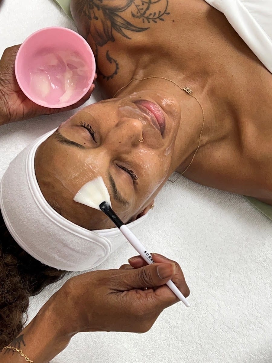 Pink Daisy Beauty Bar, photo 2