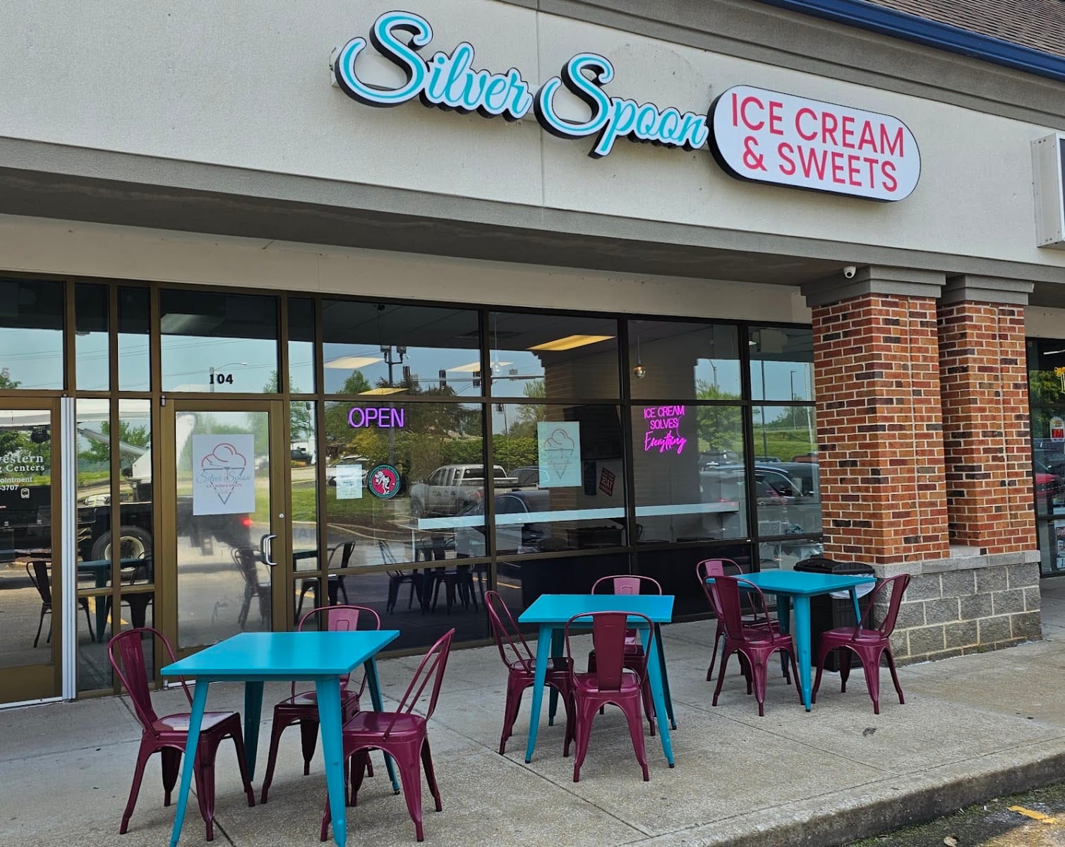 Silver Spoon Ice Cream & Sweets - Eureka, photo 2