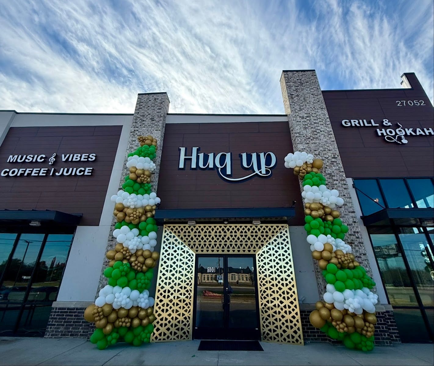 Huq Up, photo 2