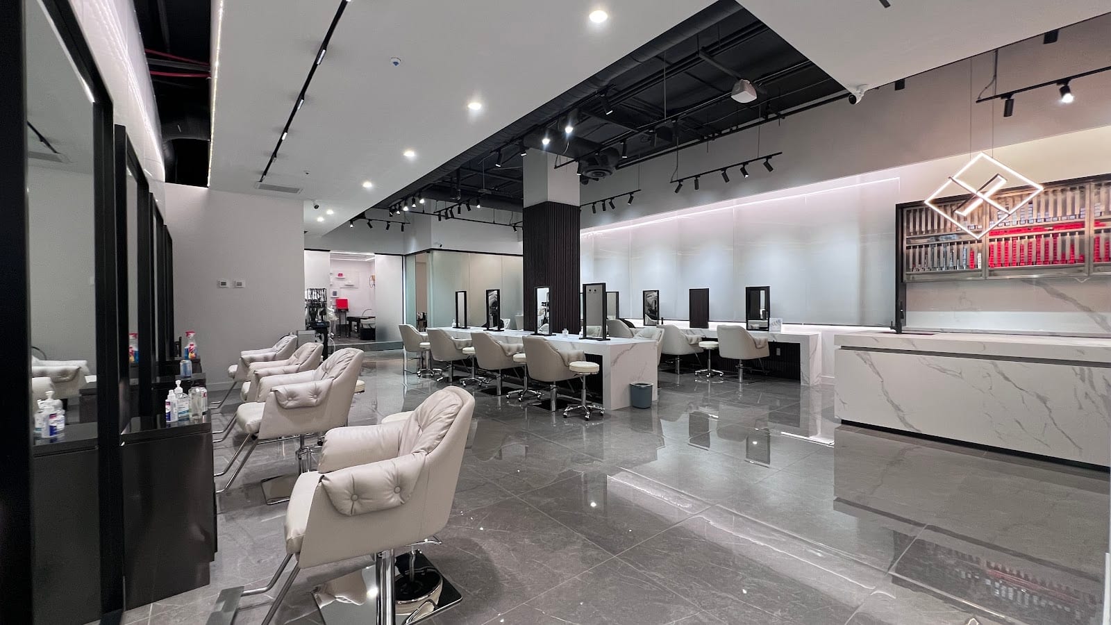 Reborn.X Hair Salon, photo 4