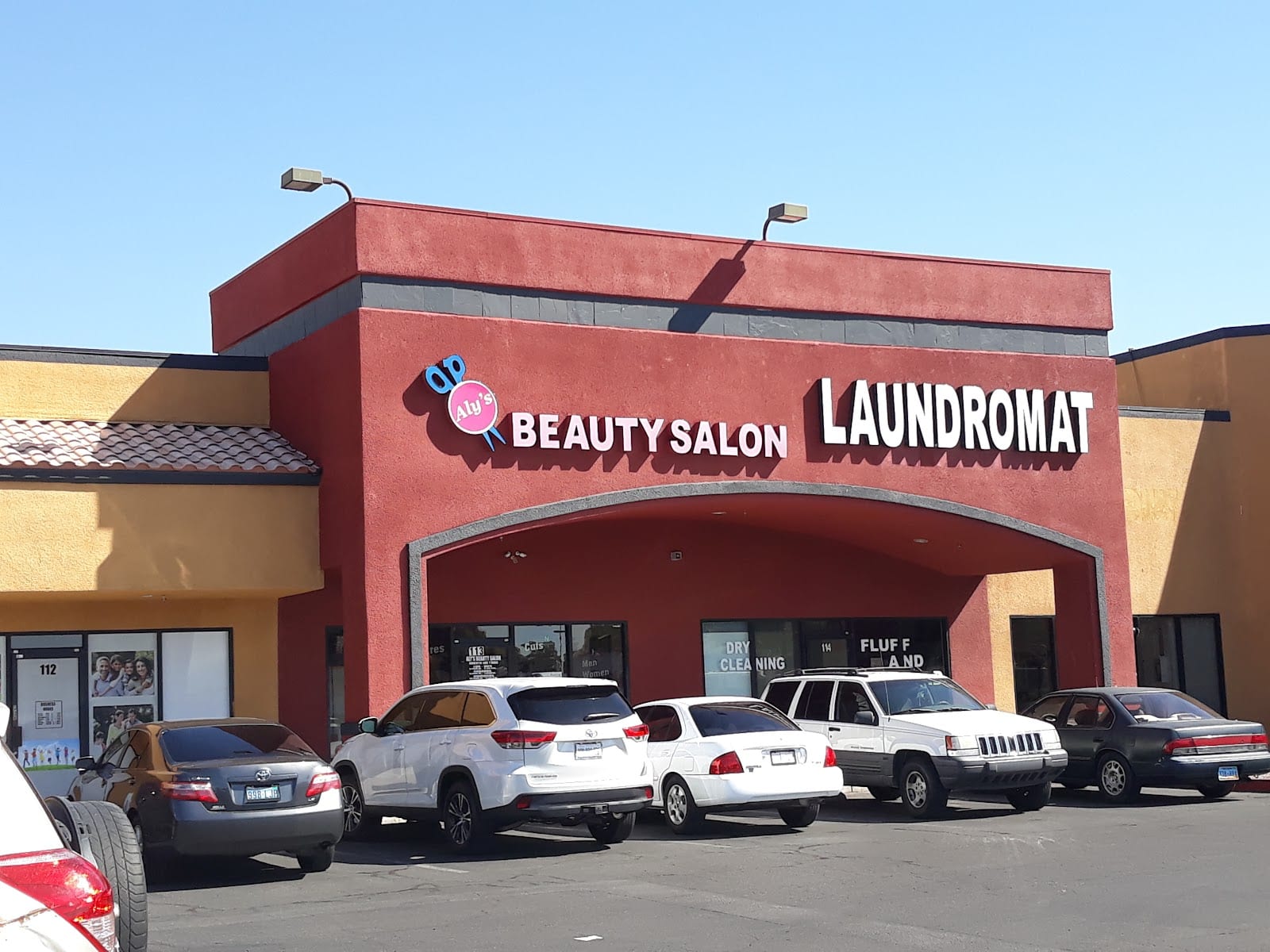 Aly's Beauty Salon