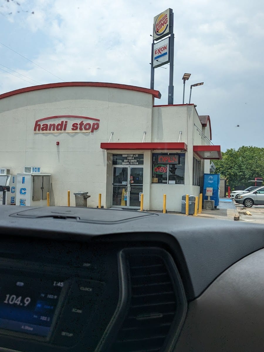 Exxon, photo 3