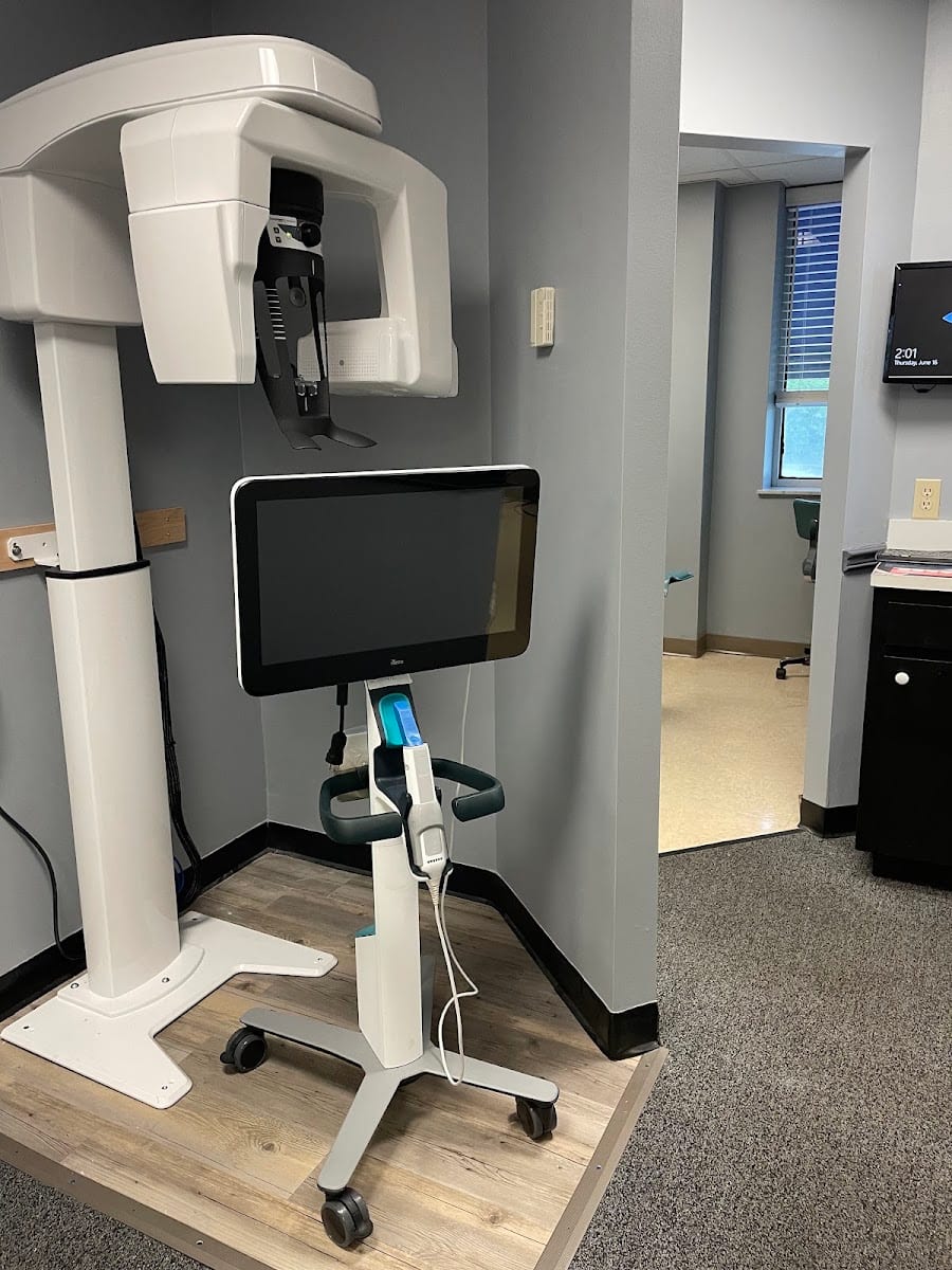 West Tampa Dental, photo 3