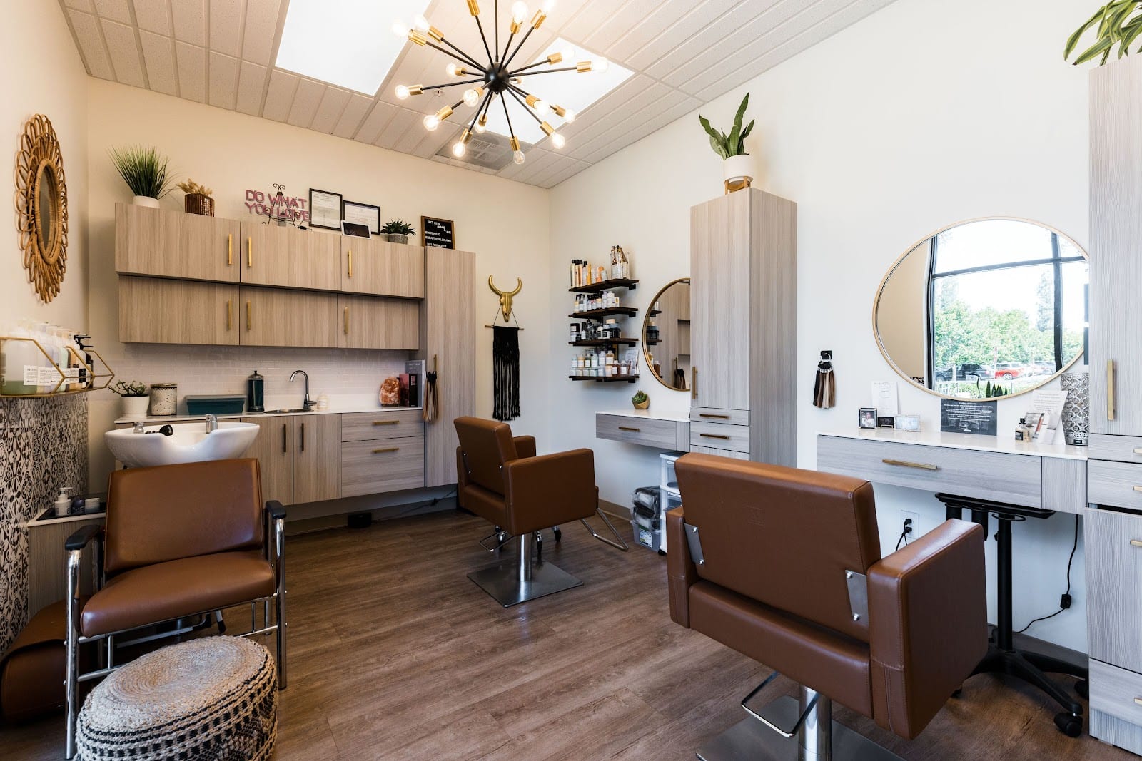 Sola Salons, photo 4