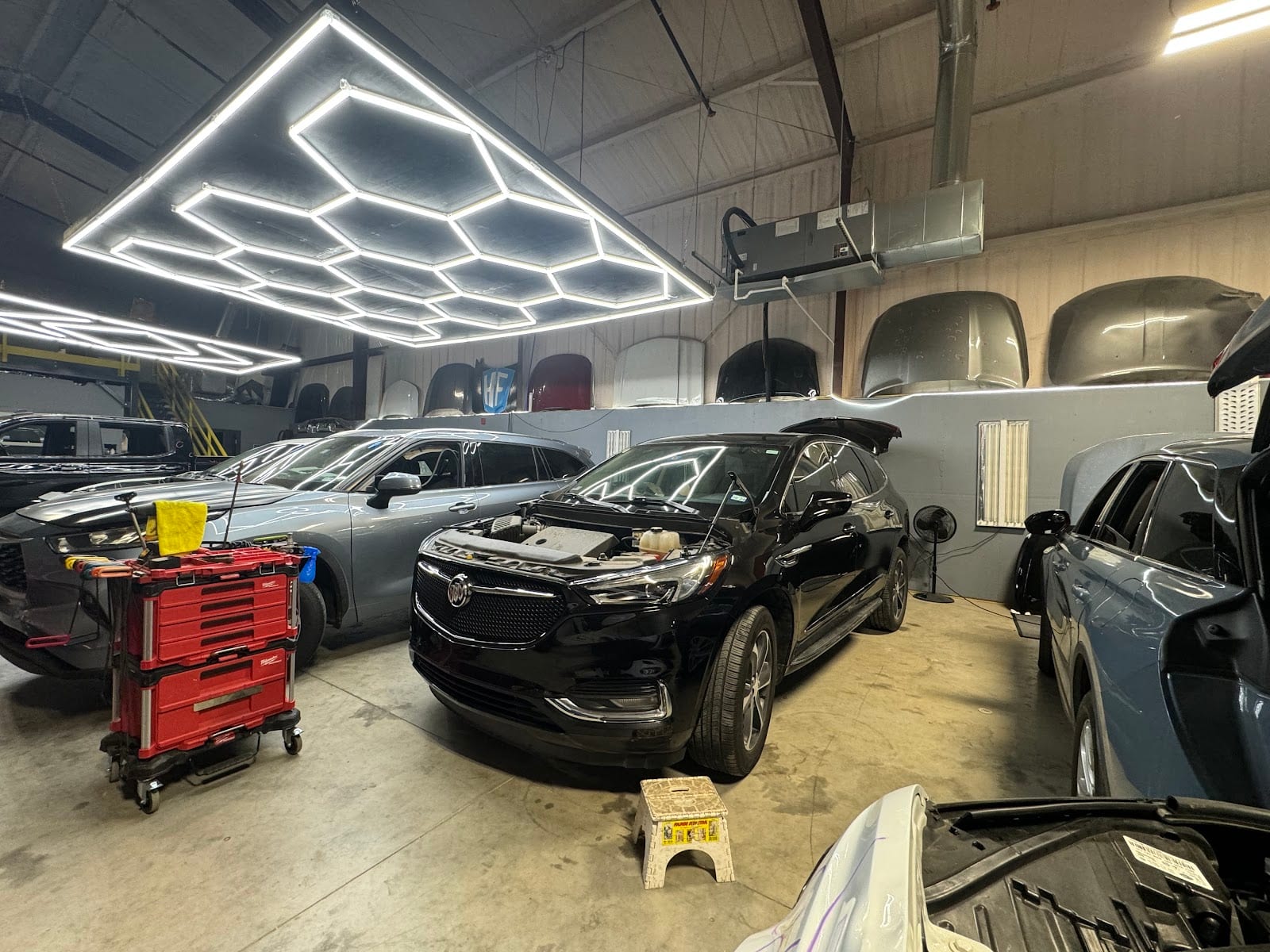 Hail Fighters Auto Dent Repair, photo 4