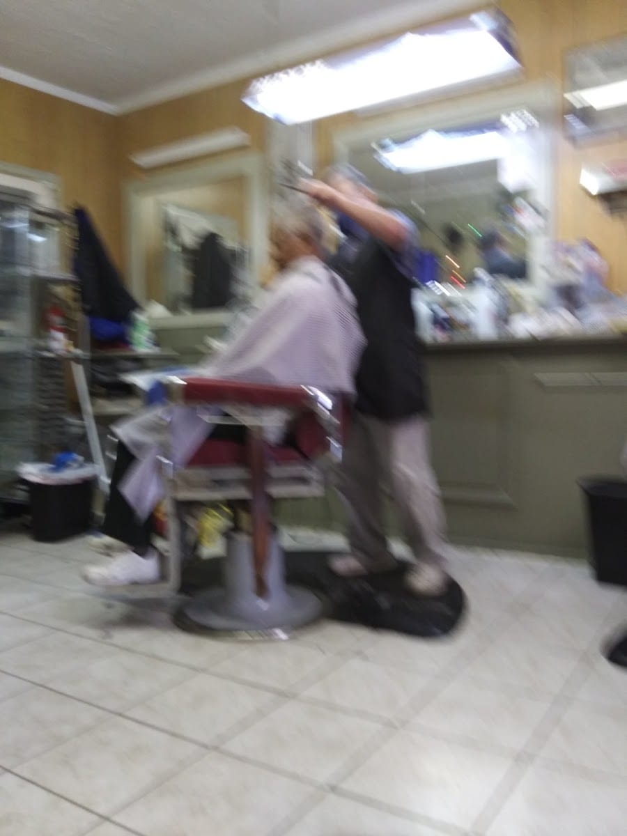 Cesar's Barber Shop, photo 2