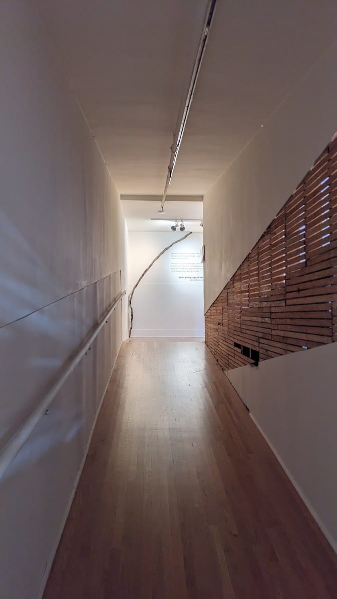 Incline Gallery, photo 3
