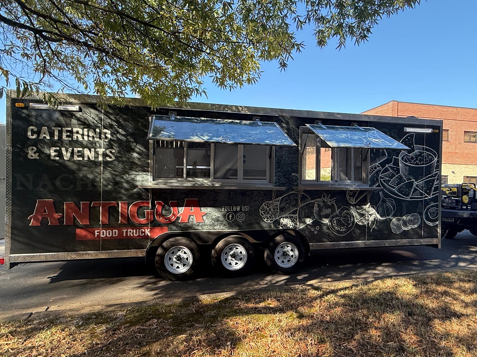 Antigua Mobile Food Truck, photo 2