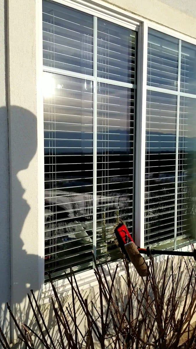 Center Street Window Cleaning, photo 3