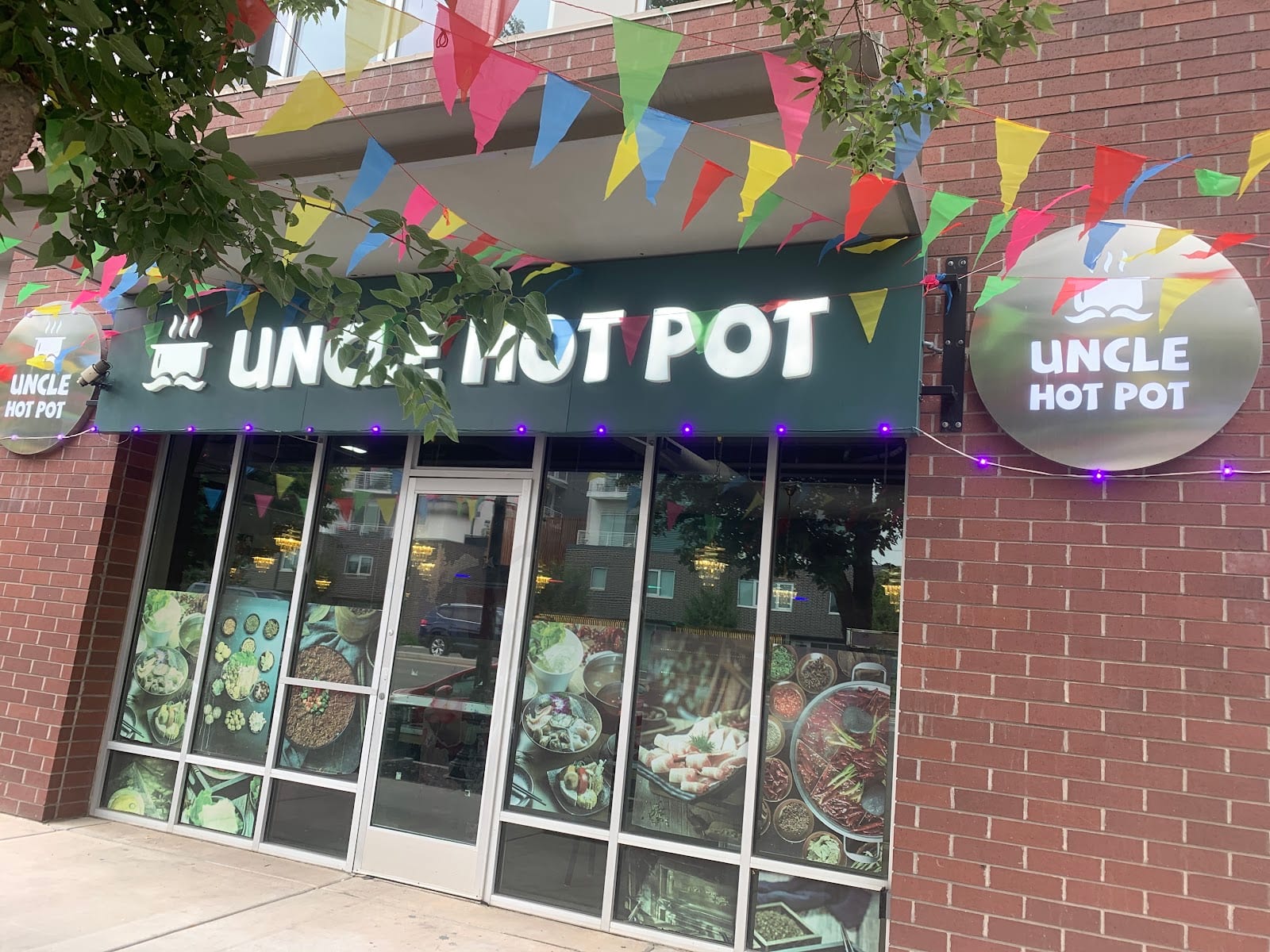 Uncle Hot Pot 重庆火锅 chongqinghotpot300 W all-you-can-eat, photo 2