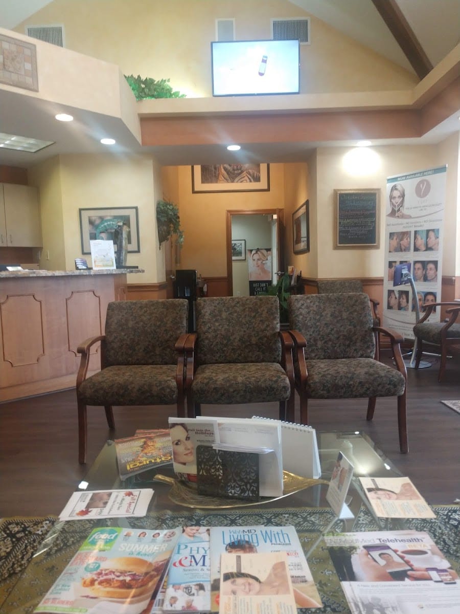 Russini Dermatology, photo 3