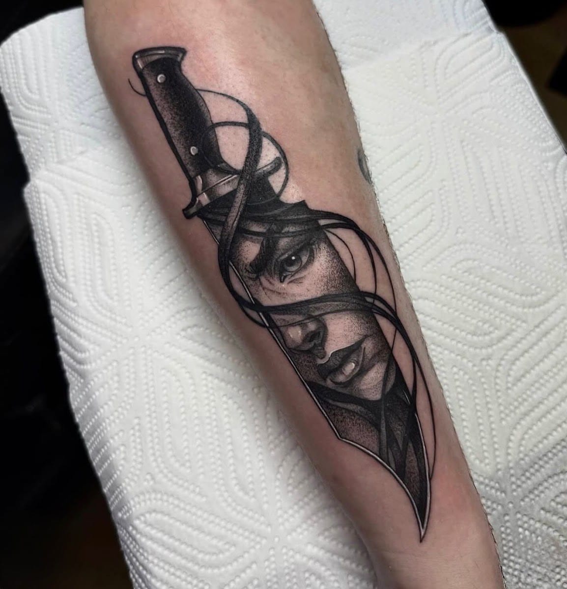 Hollow Bones Tattoo Studio, photo 2