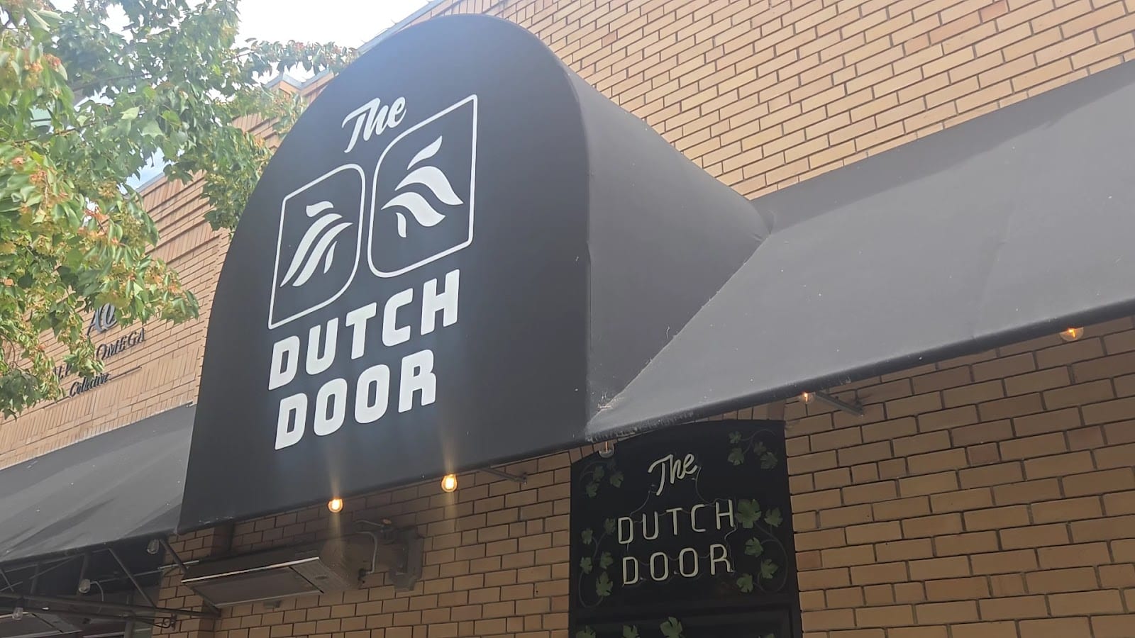 The Dutch Door, photo 3