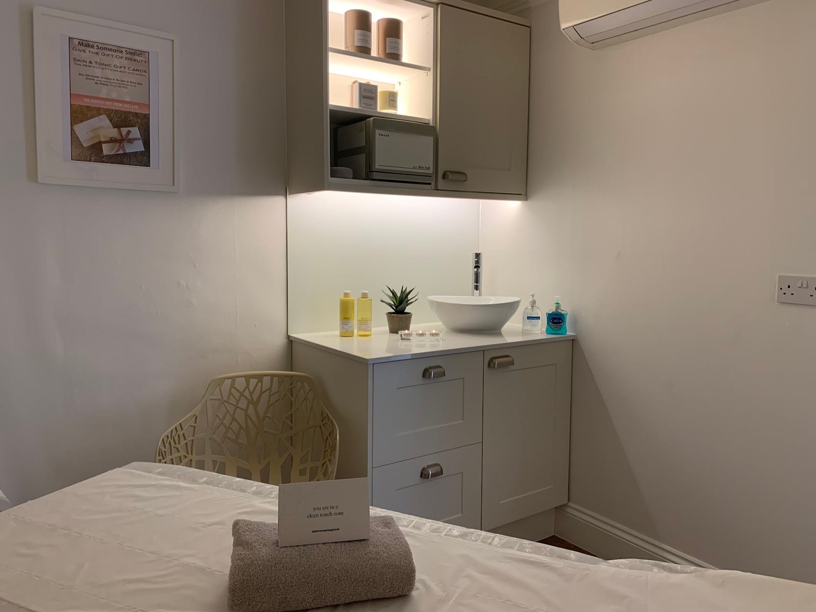Skin & Tonic Beauty Salon, photo 2