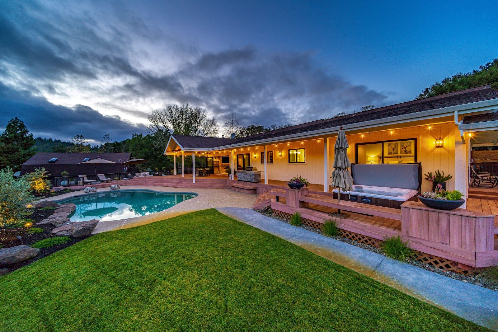 Mayastoga Luxury Rentals, photo 3