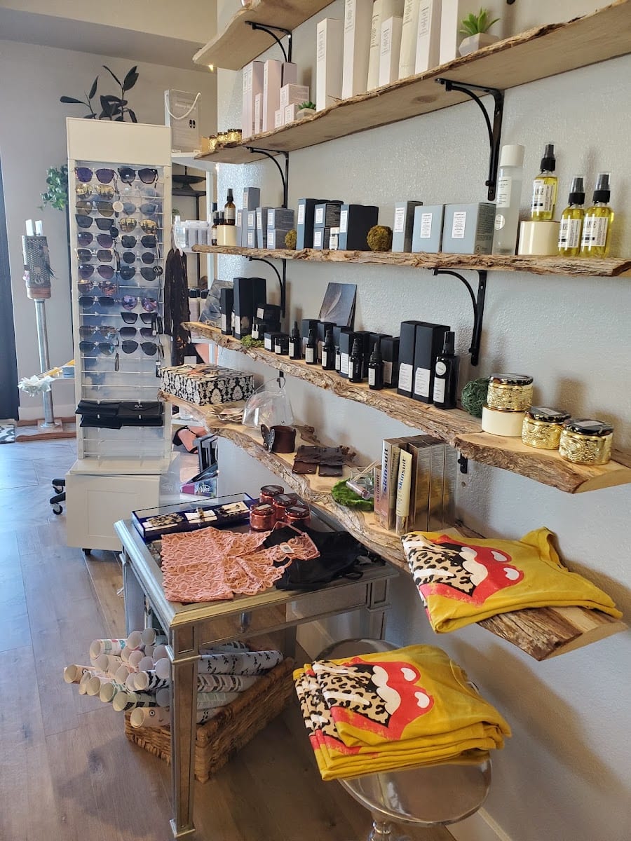 Touché Beauty Bar