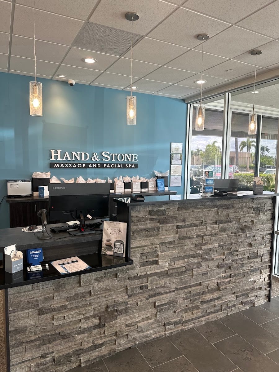 Hand & Stone Massage and Facial Spa, photo 4