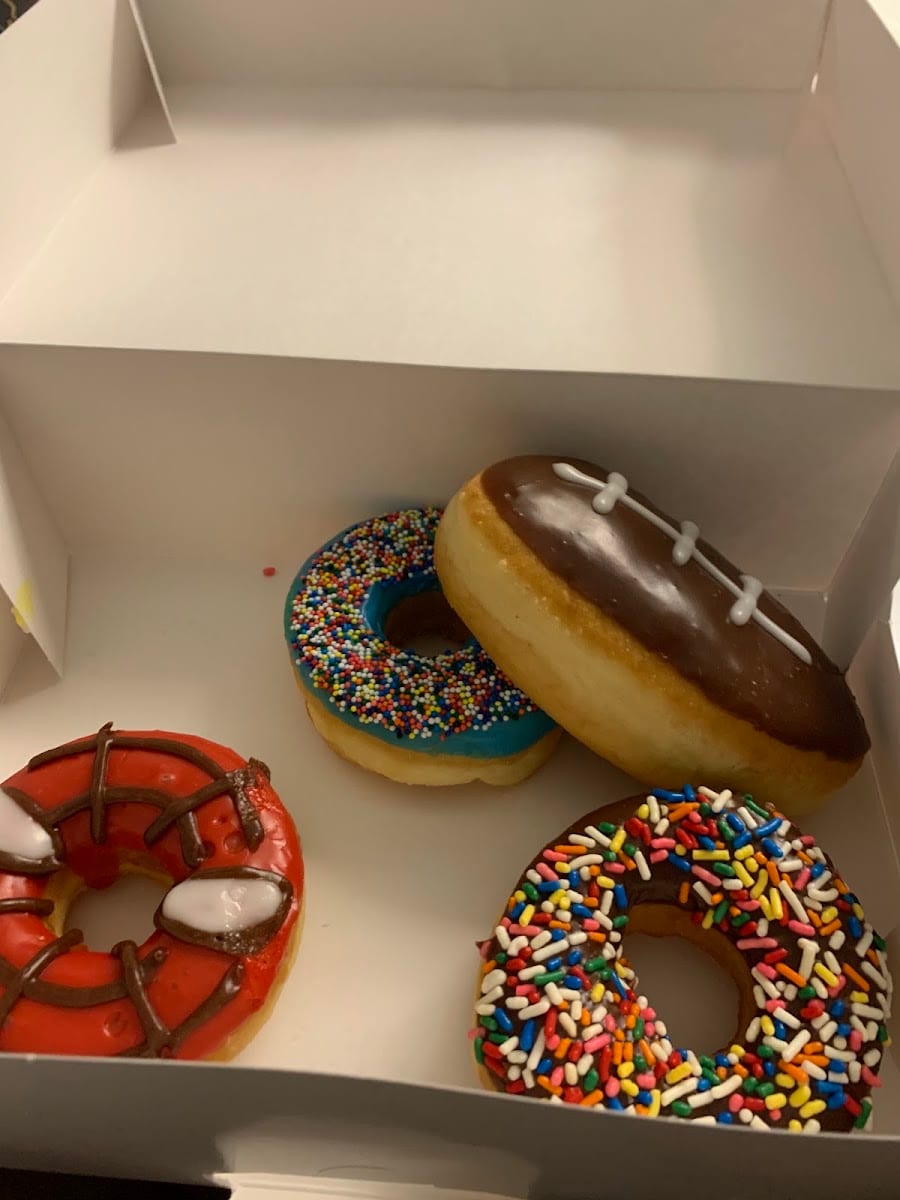 Heather's Bakers Dozen Donuts, photo 4