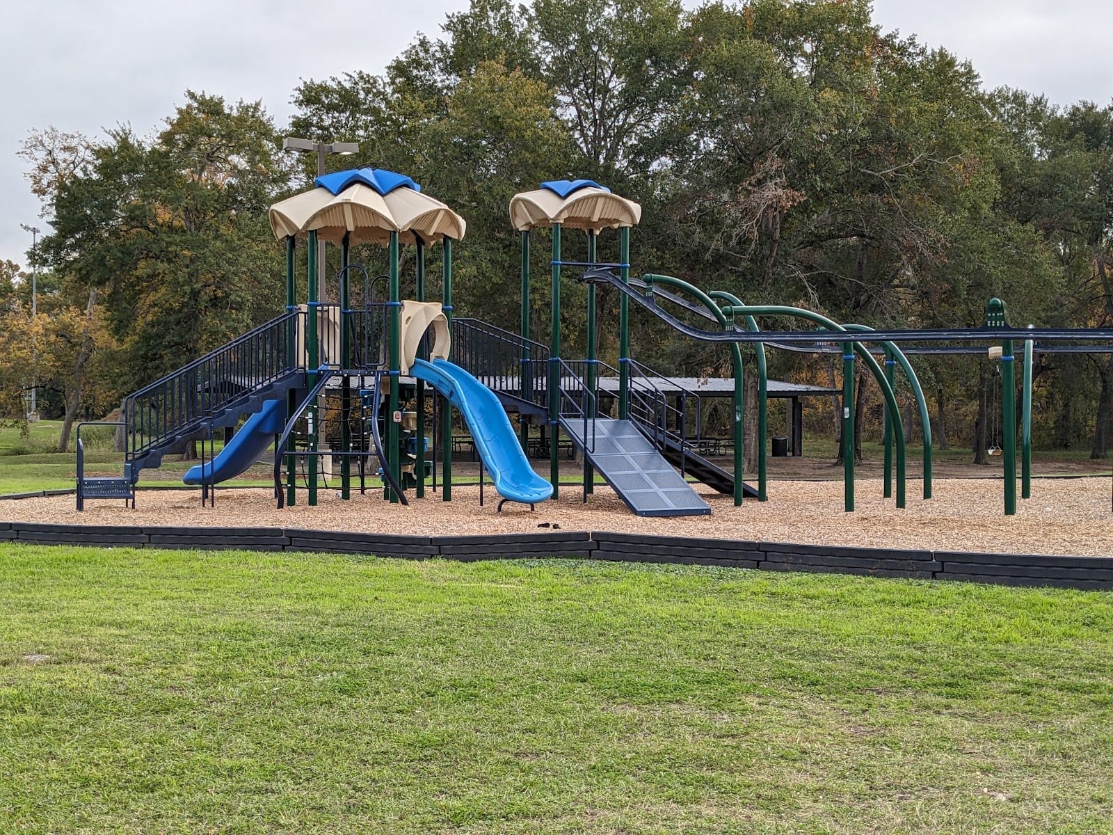 Gravity Rail Playground, photo 2