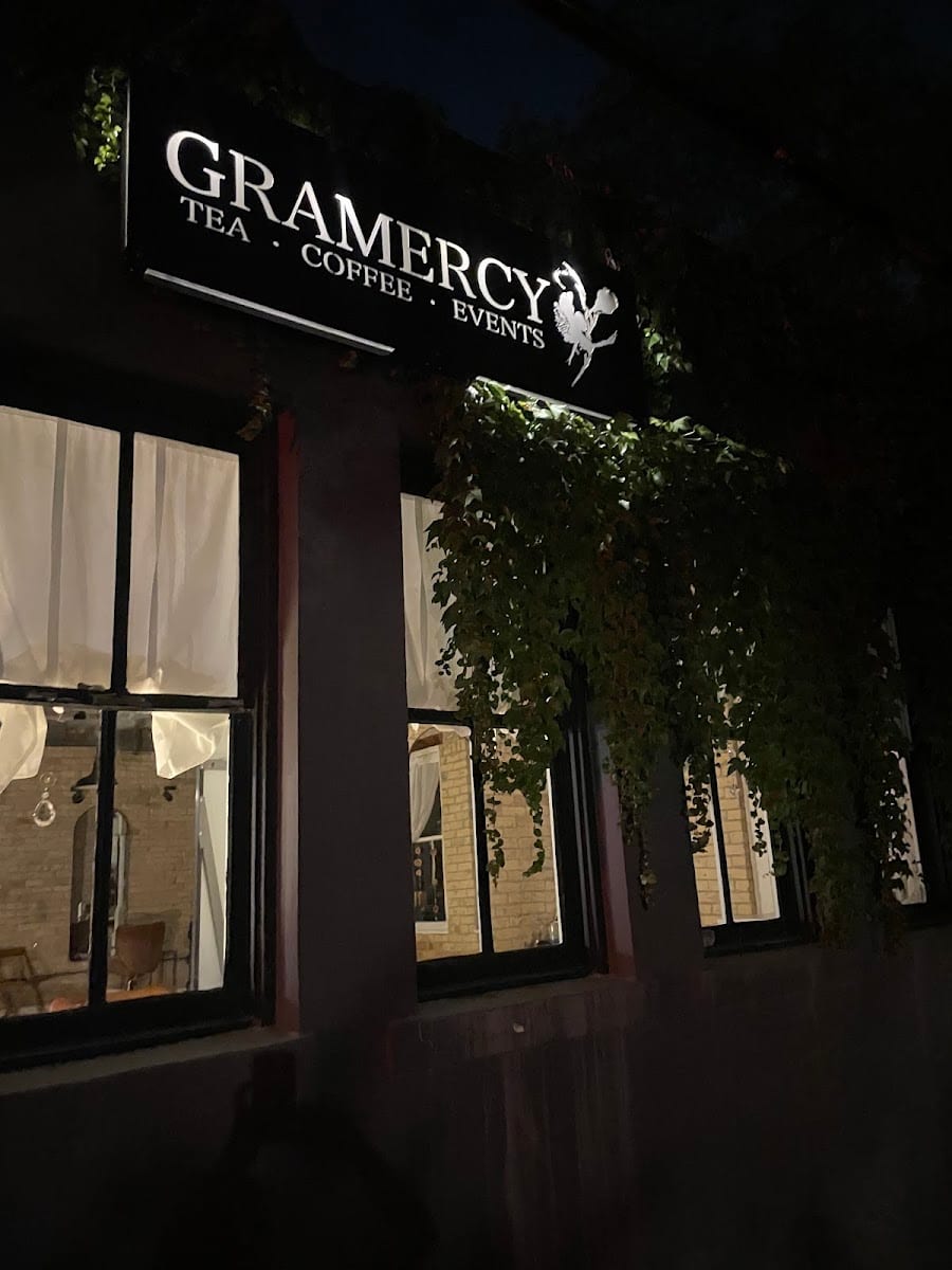 Gramercy, photo 2