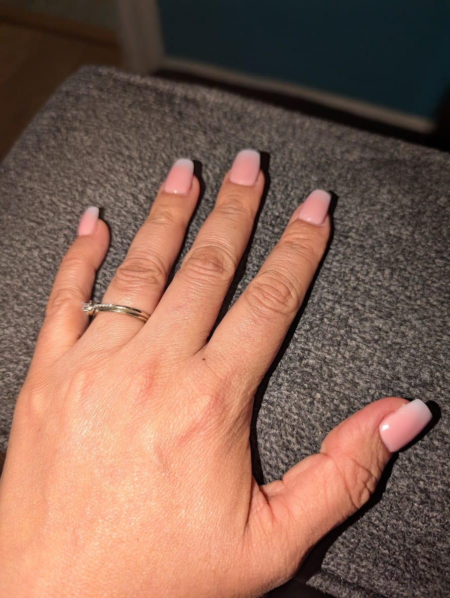 Dk Nails