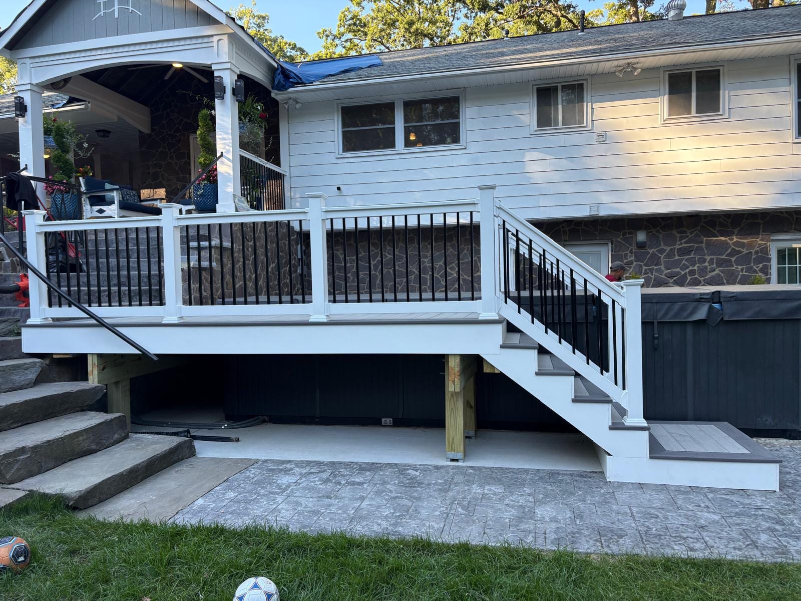 D & J Construction & Remodeling Llc