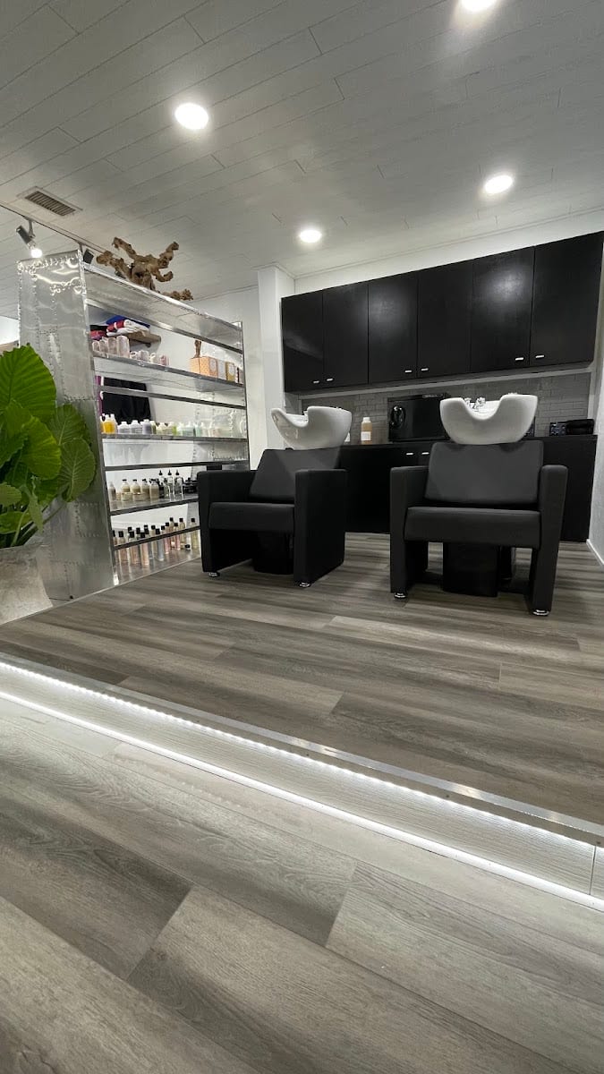 La Meche Hair Design & Boutique, photo 4