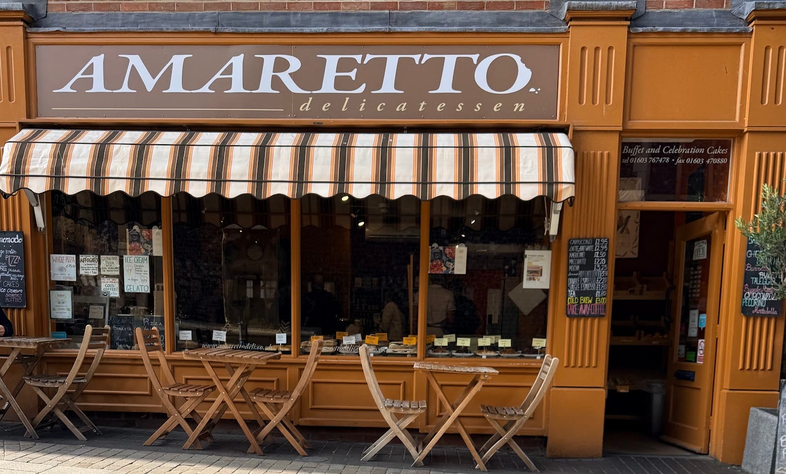 Amaretto Delicatessen