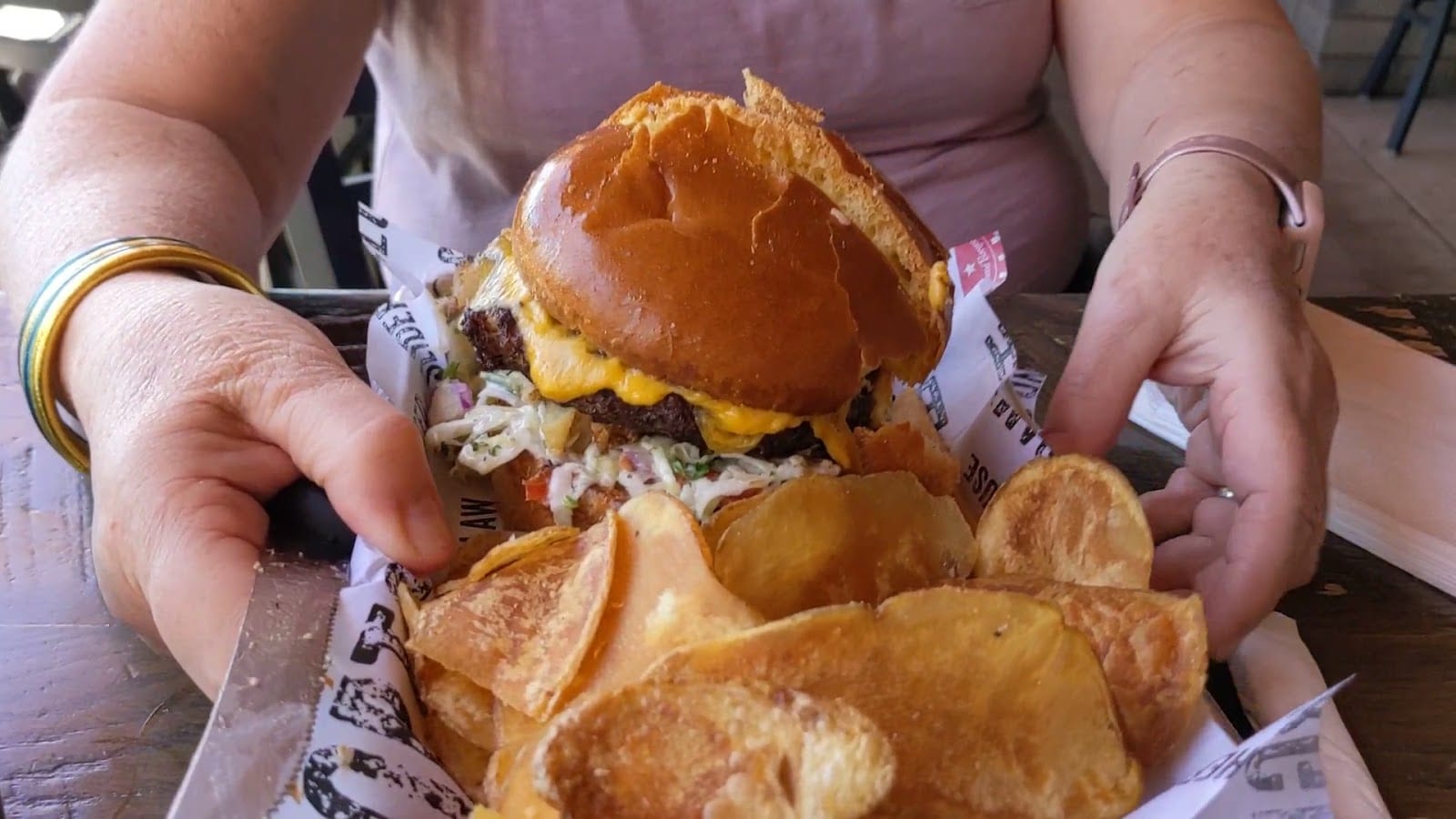 Cold Beers & Cheeseburgers, photo 3