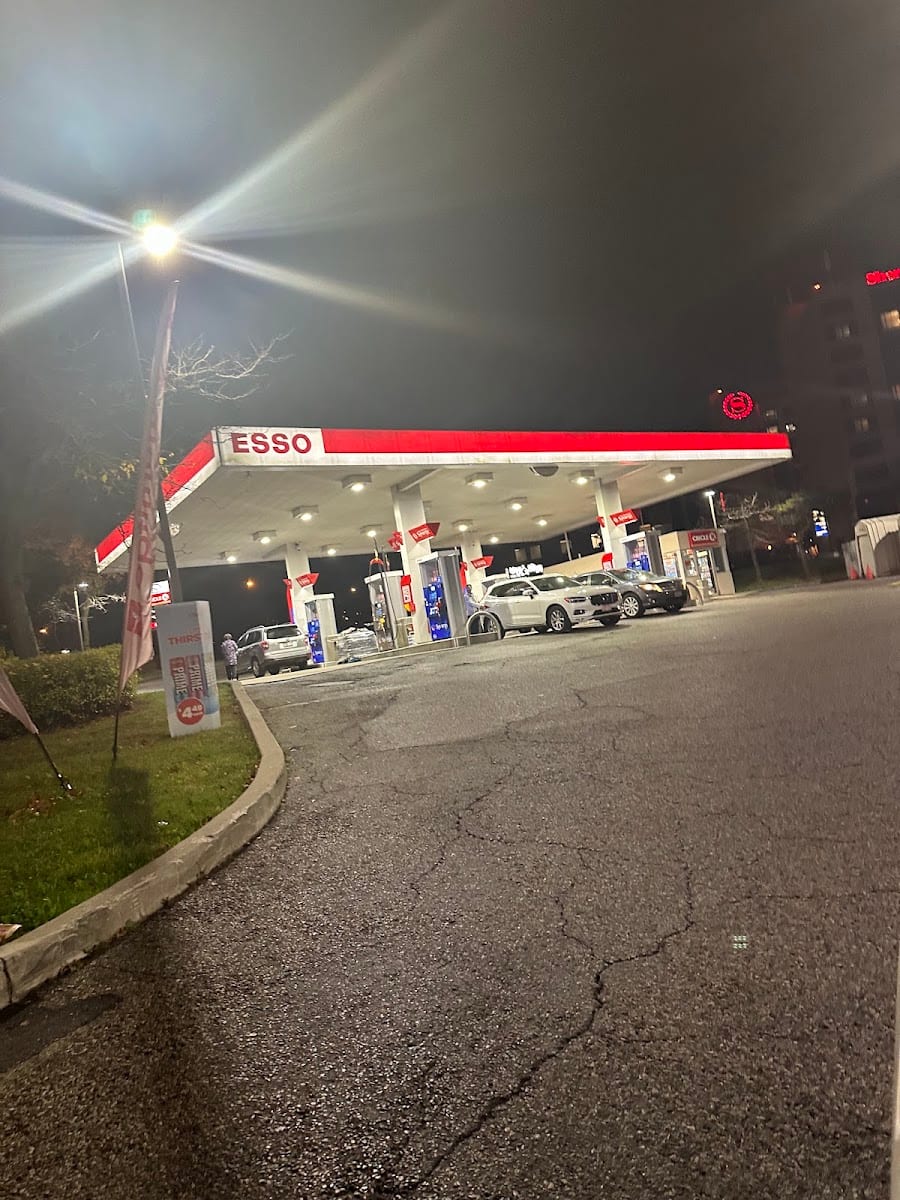 Esso, photo 2