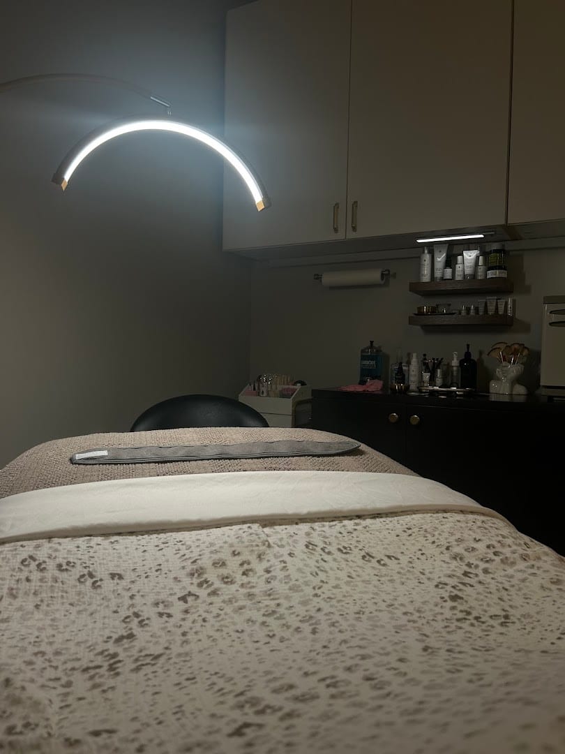 Glow by Maddy, photo 4