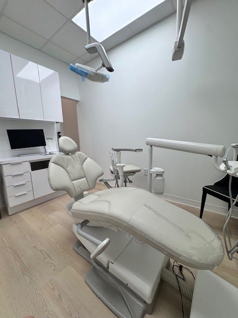White Tulips Dentistry