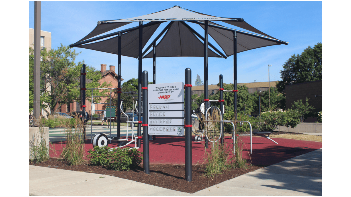 Fort Wayne Community Center FitLot Outdoor Fitness Park