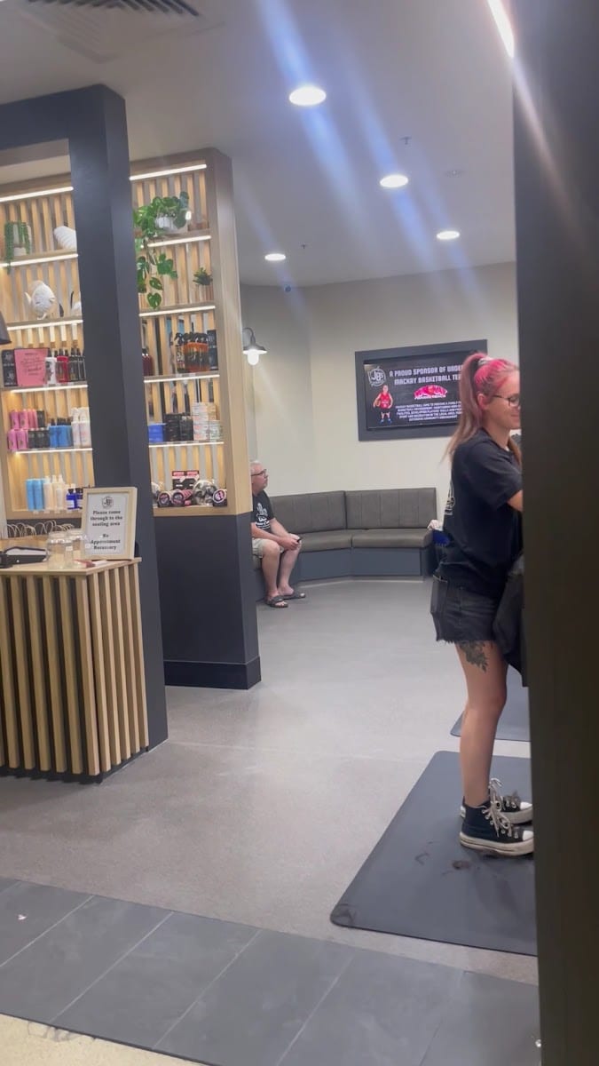 JB’s Barbers Mackay, photo 3