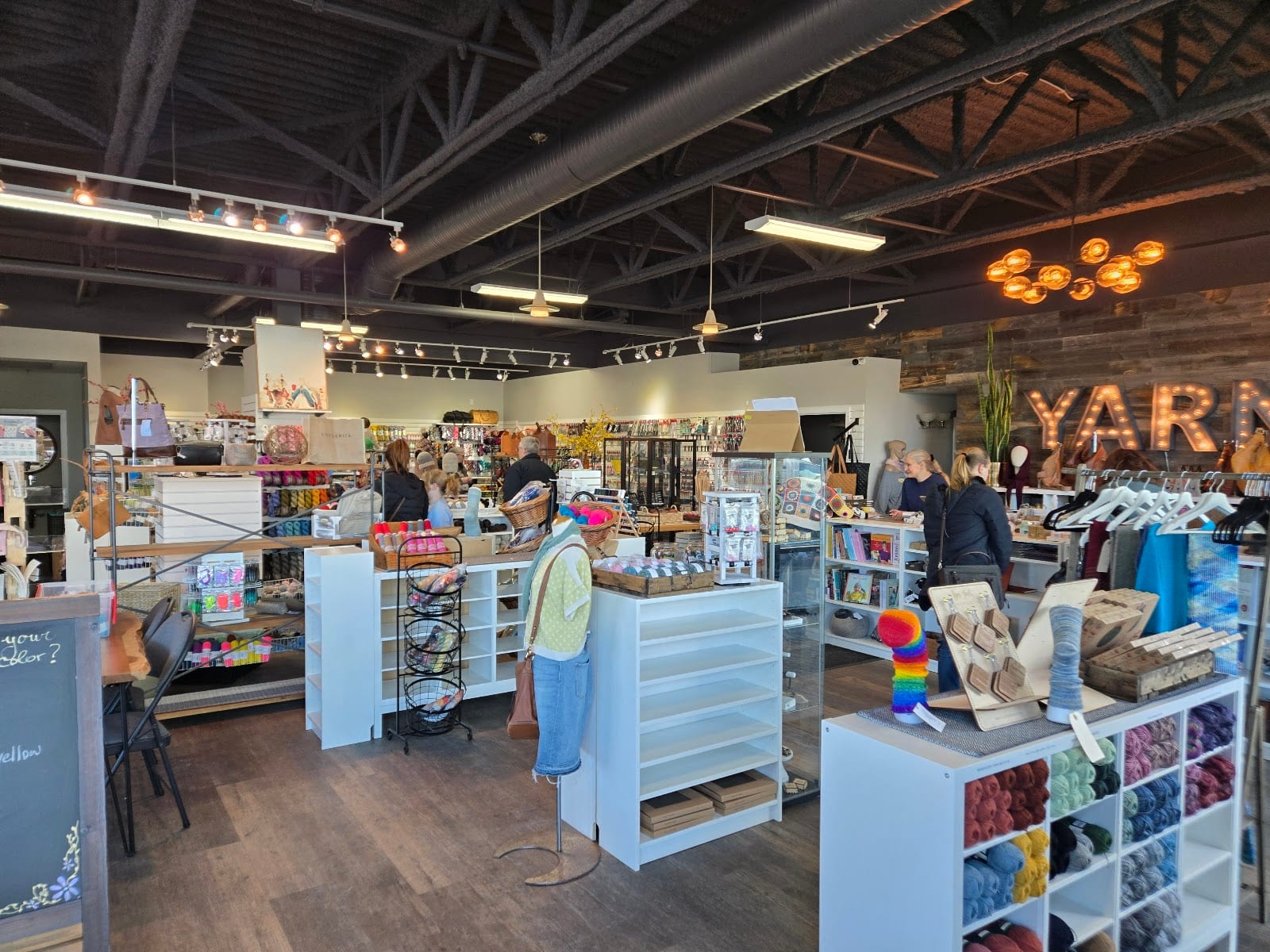 Statement Junkie Yarn Co.