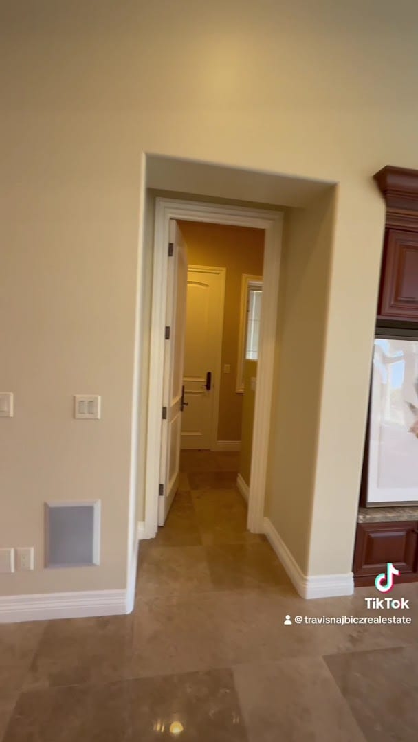 Travis Najbicz | Las Vegas & Henderson Residential Real Estate Agent, photo 2