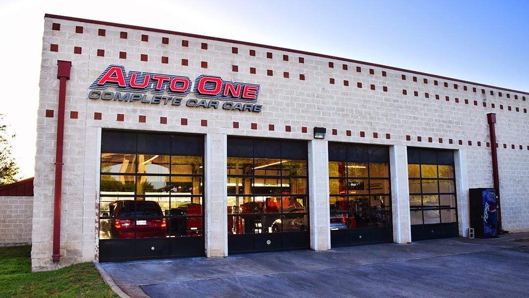 Dave's Ultimate Automotive, photo 2