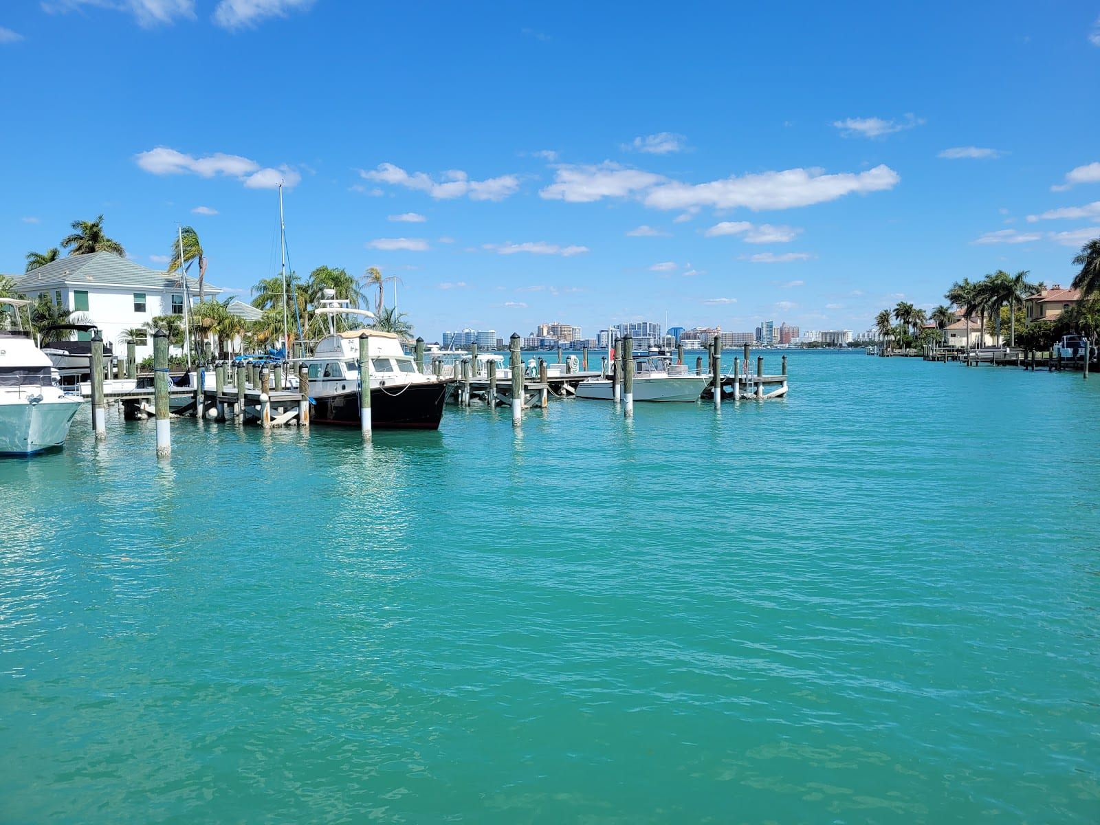 Bird Key Yacht Club